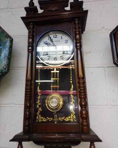 Antiguo Reloj De Péndulo