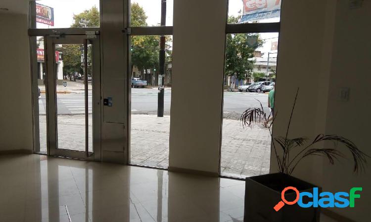 Departamento 1 dormitorio con COCHERA- Zona avellaneda y san