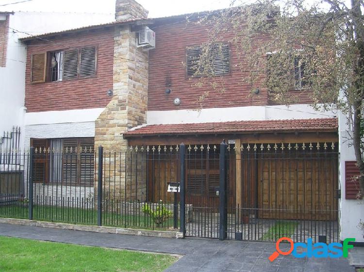 IMPORTANTE CHALET EN VENTA EN CASTELAR