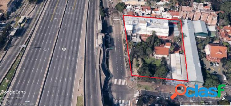 S/ Panamericana - Edificio comercial de 4000 m²