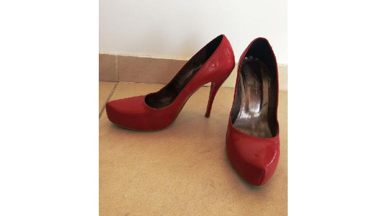 Zapatos Stilettos Importados de Italia Talle 39