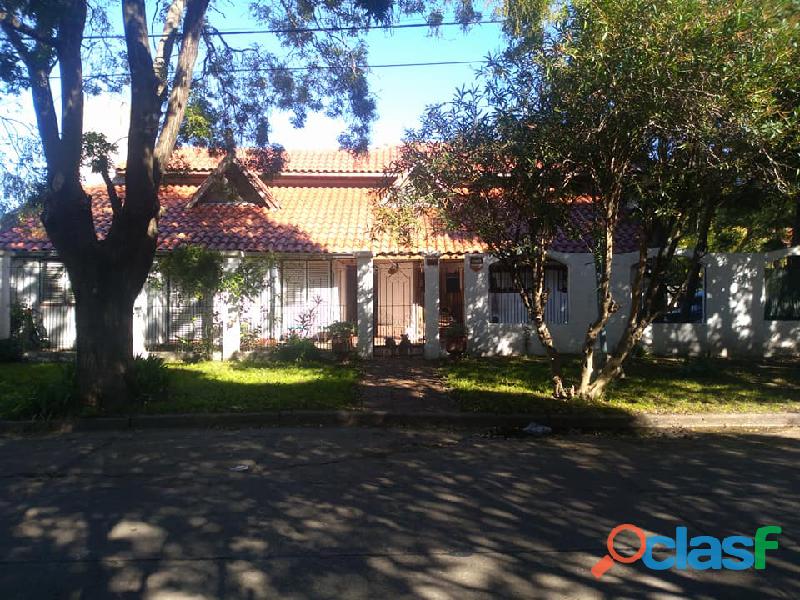 CHALET 4 AMBIENTES U$S 270.000 PARQUE LURO Mar del Plata