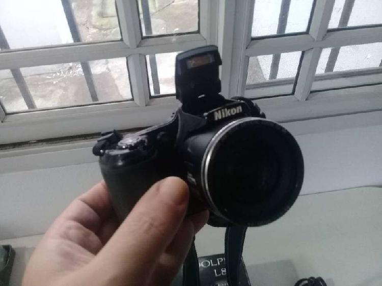 Camara Nikon Coolplix L820