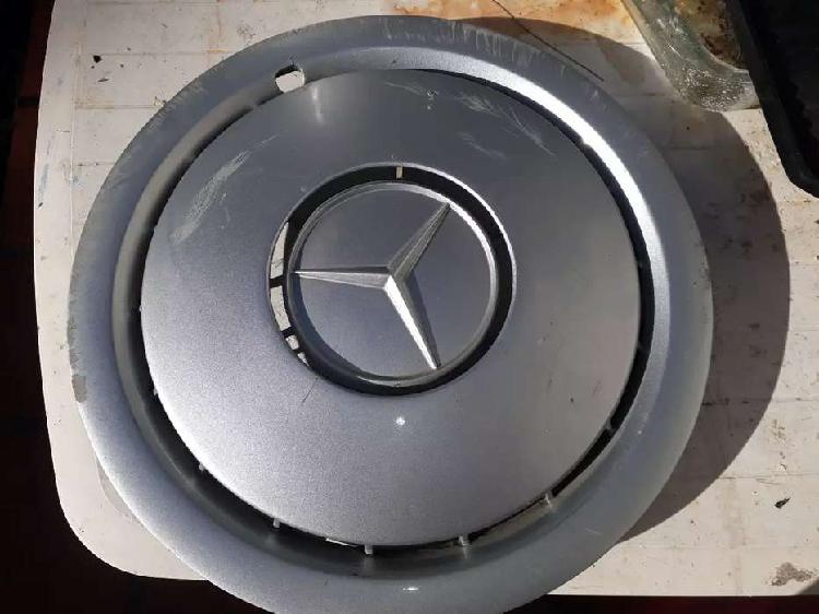 Cubre ruedas Mercedes Benz