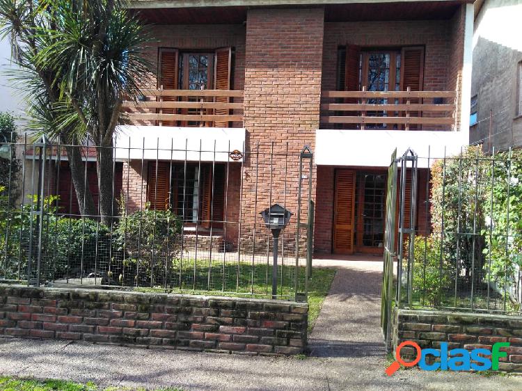 Hermoso Chalet en Bosque Alegre