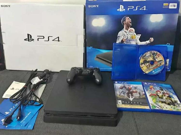 Play station 4 slim 1TB full