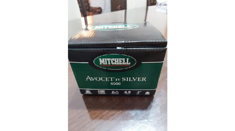 Reel Mitchell Avocet IV Silver 6000