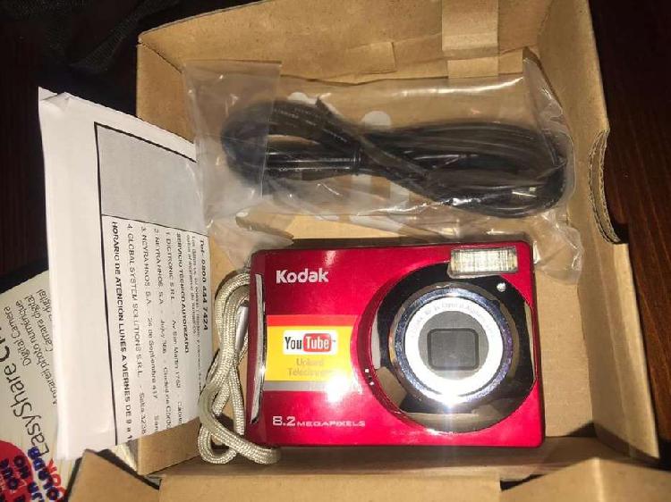 VENDO CAMARA DIGITAL KODAK NUEVA
