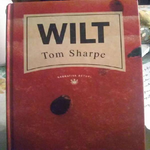 Wilt Tom sharpe