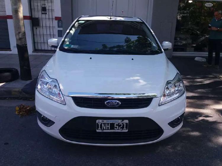 Ford focus se plus 2010