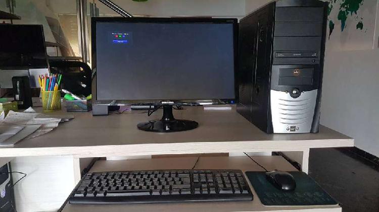 PC de escritorio - Intel I3 + Monitor LED 22