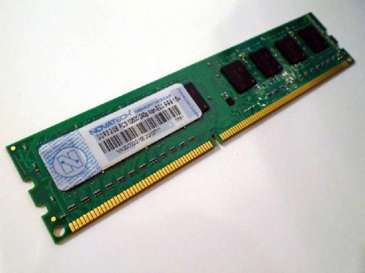 Una Memoria PC De Escritorio NOVATECH: DDR3 2GB 1333MHz 1.5V
