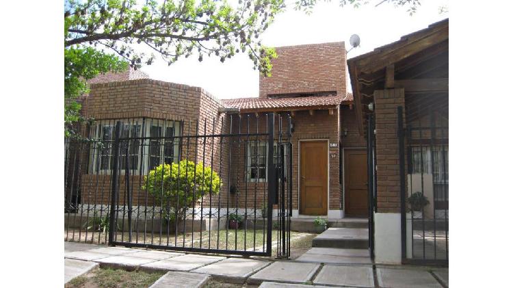 Vendo Casa Barrio Miraflores Carrodilla
