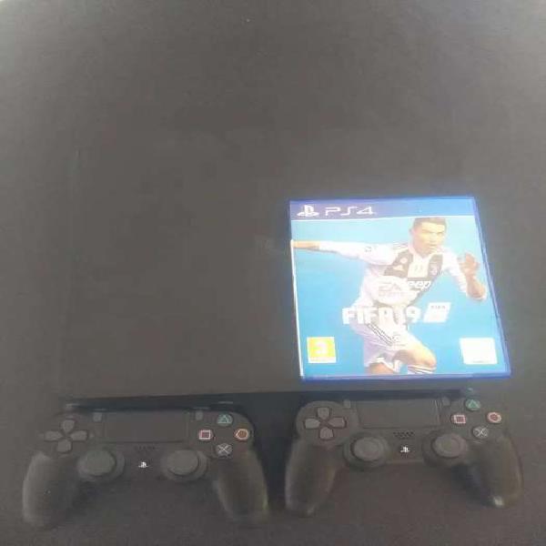 Vendo Playstation 4 de 500Gb