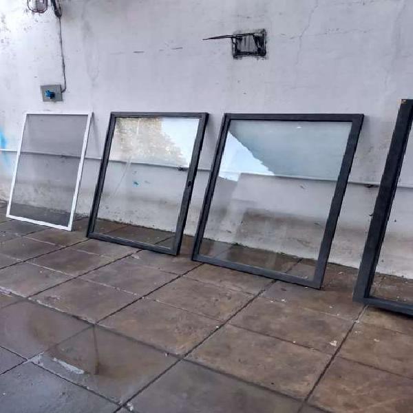 Vendo ventana de 220por160