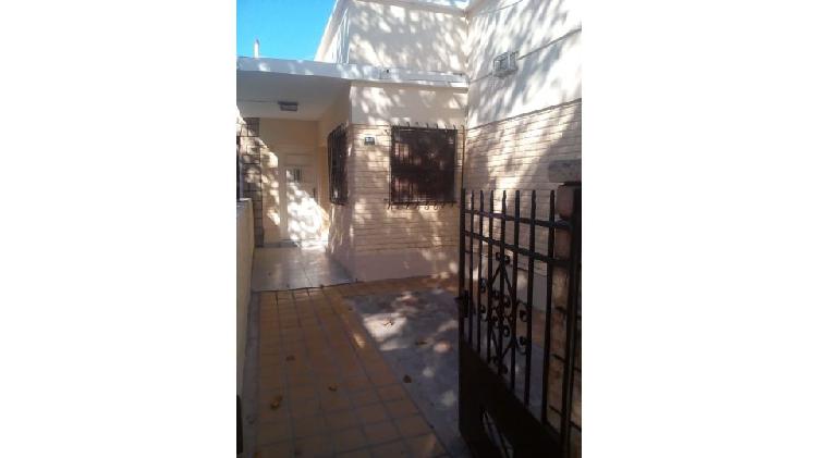 Casa en Santa Lucia - San Juan (Para alquilar)