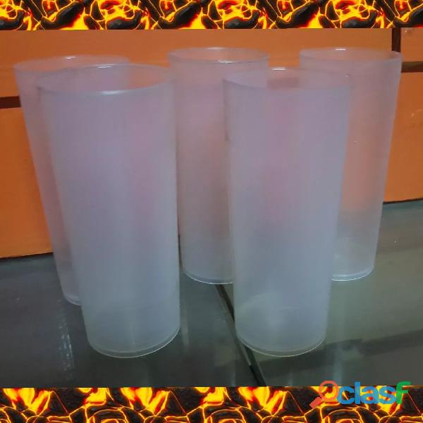 Vasos a la venta modelos variados descartables