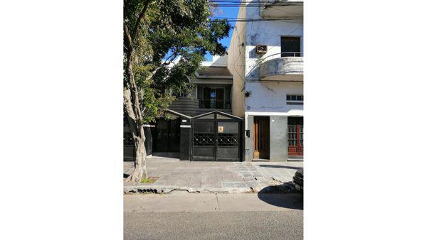 Av. Velez Sarsfield 100 - Casa en Venta en Parque Patricios,