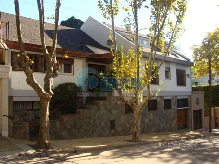 Casa Chalet en venta en Vicente Lopez