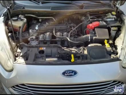 Ford Fiesta Kinetic 1.6 lt. 120 hp. SE Plus 2013 - Impecable