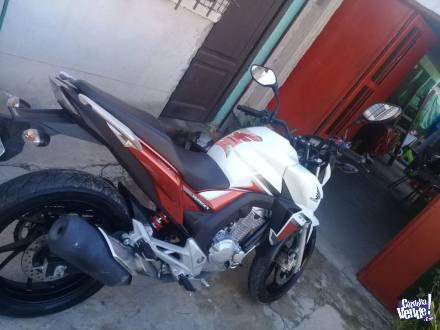 Honda Twister 250 2018 impecable