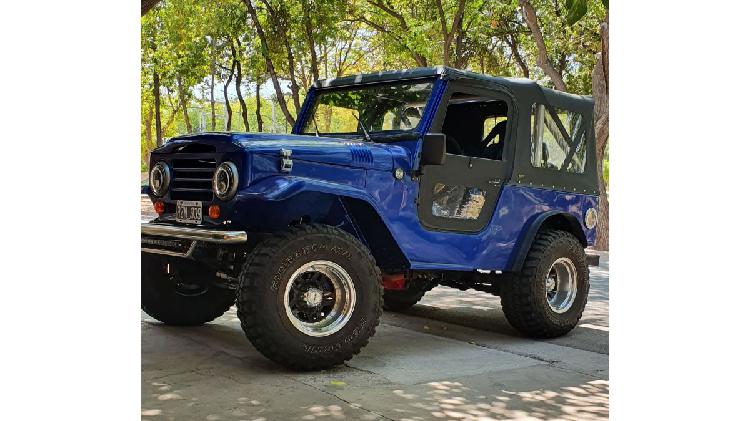 Jeep toyota fj40