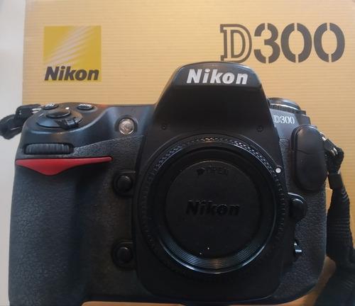 Nikon D300 + Lente + Accesorios