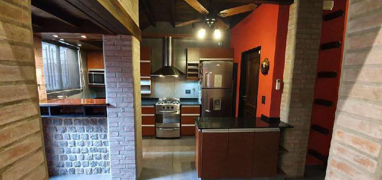 PH venta hermoso 4 ambientes Florida-Cetrangolo