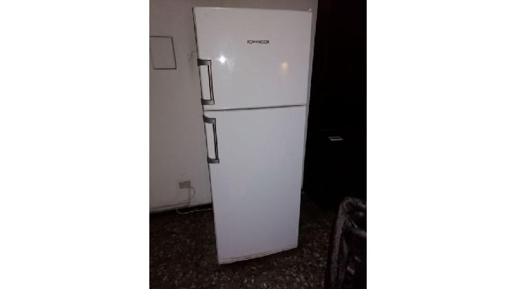 VENDO HELADERA NUEVA