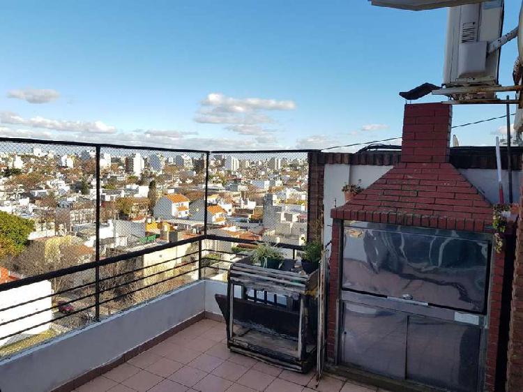 VENTA 3 AMBIENTES EN DUPLEX CON BALCON ATERRAZADO Y PARRILLA