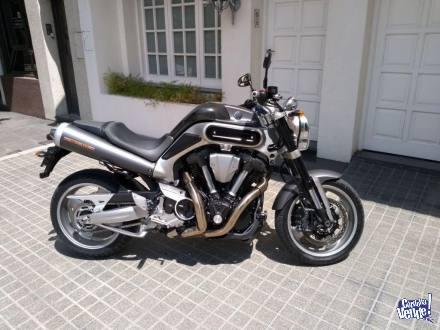 Yamaha MT01