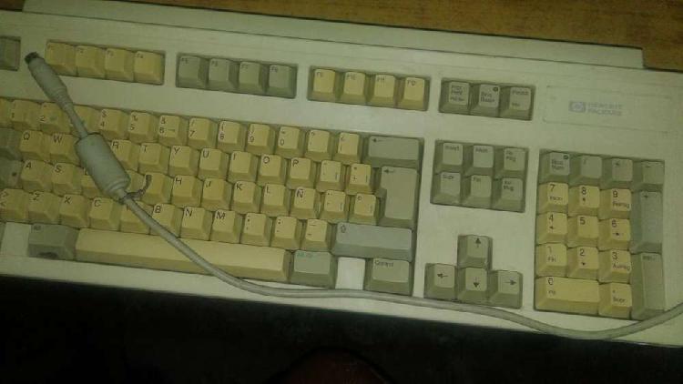 antiguo teclado HP Hewlett Packard