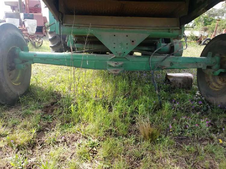 Eje direccional cosechadora jhon deere 975