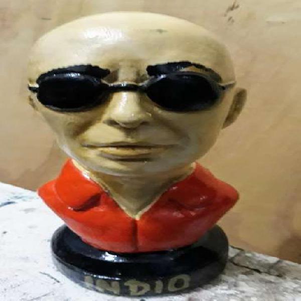 FIGURA INDIO SOLARI