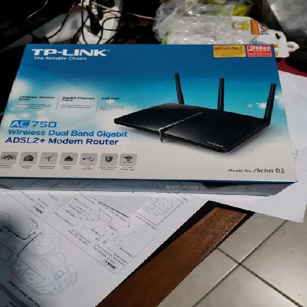 Router TP-LINK, modelo Archer D2