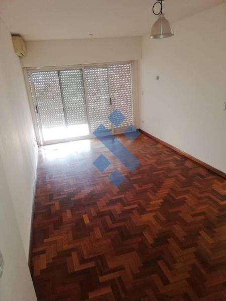 VENDE dpto centro Nqn