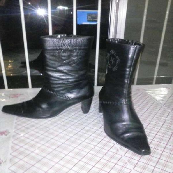 Botas de Cuero Ricky Sarkany