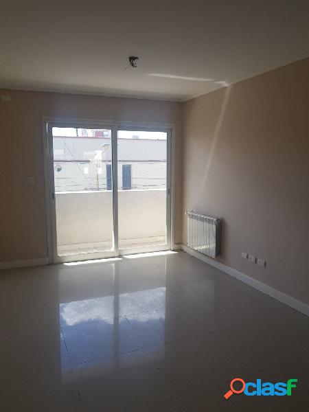 DEPARTAMENTO EN VENTA CÉNTRICO