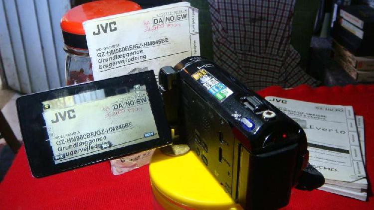 Filmadora JVC Everio GZHM845BE