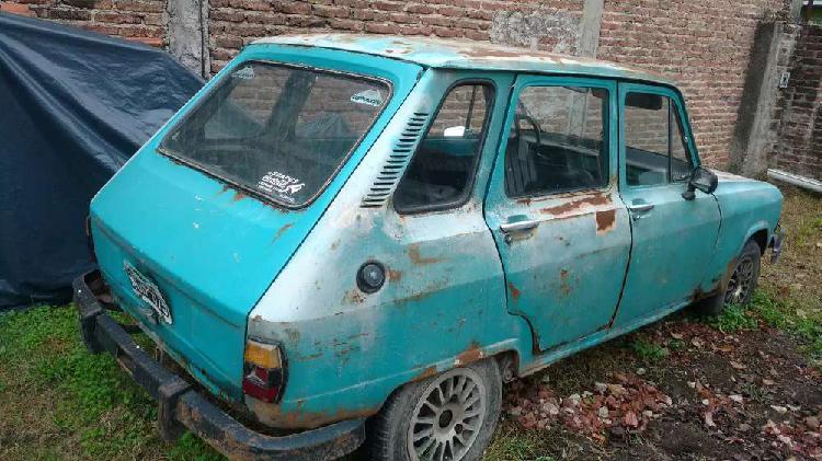 Renault 6 funcionando