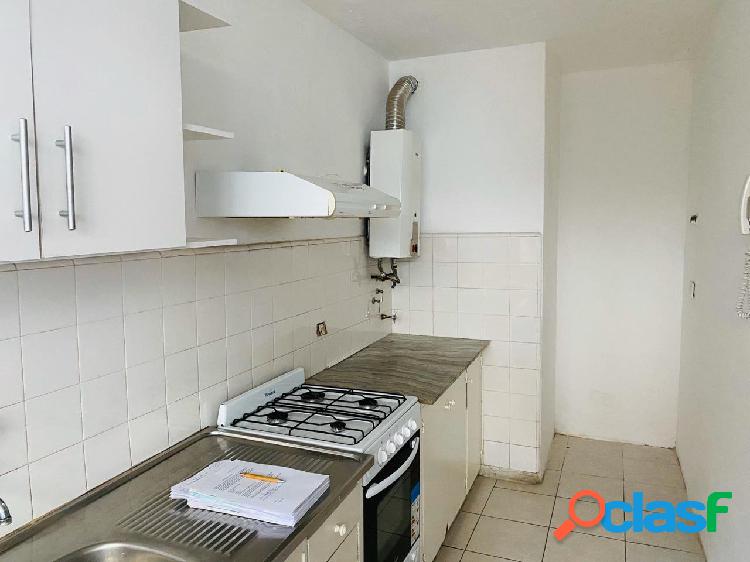 SE VENDE DEPARTAMENTO | 50m2 | 1 dormitorio | primer piso |