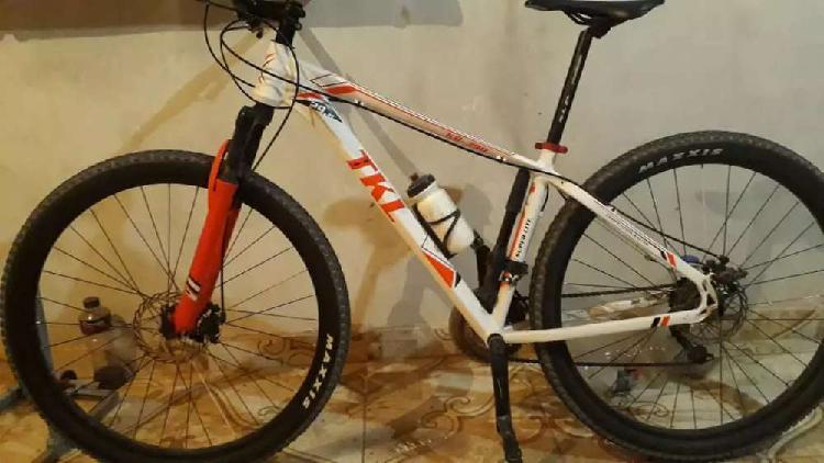 Vendo bicicleta TKL nueva