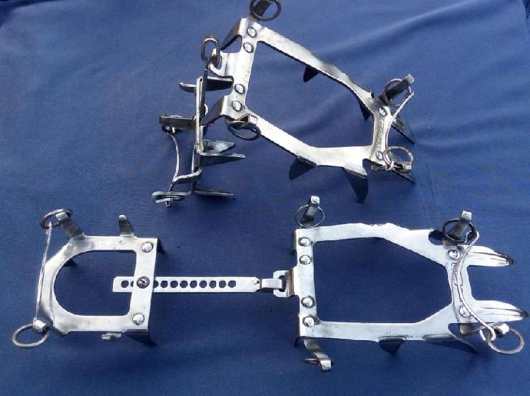ANTIGUO CRAMPOM O GRAMPON PARA ESCALADA EN HIELO