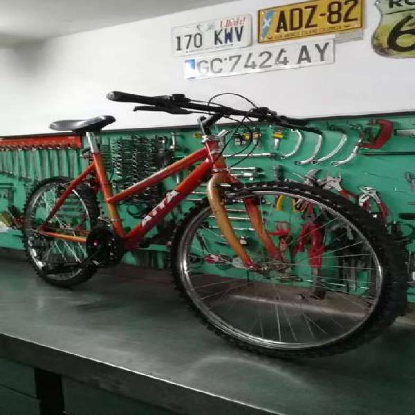 Bicicleta mtb com cambios rodado 26