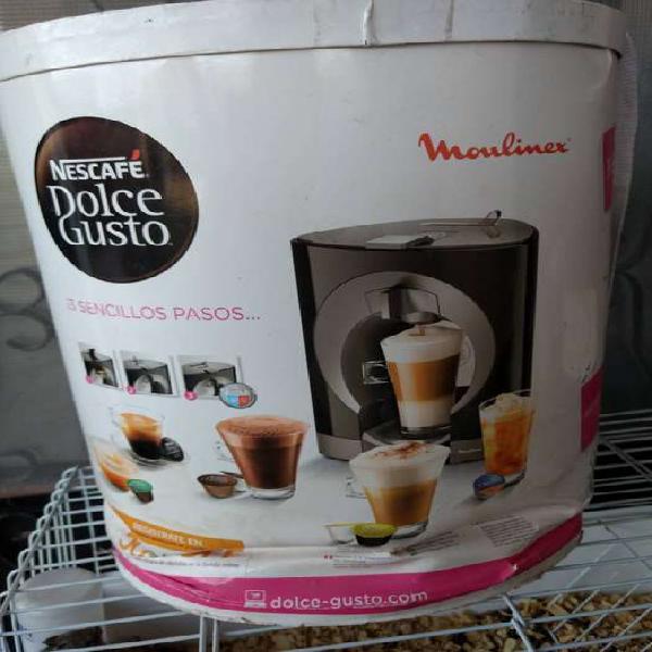 Cafetera DolceGusto Oblo Molinex
