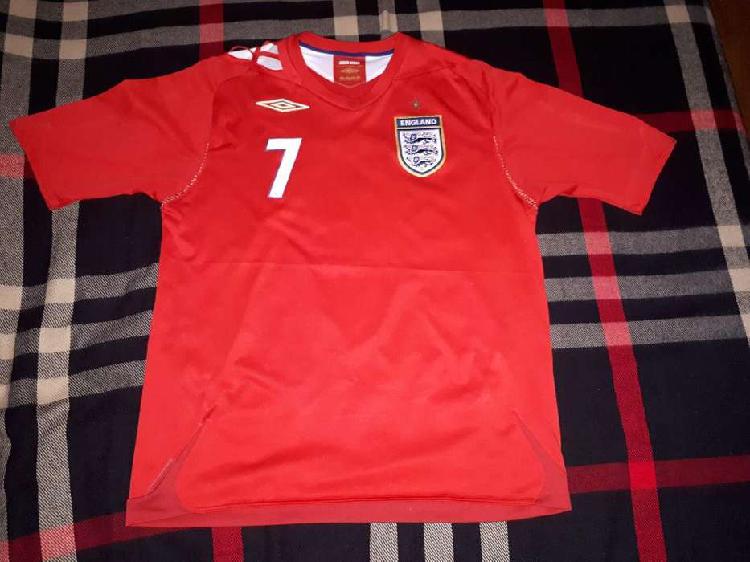 Camiseta Umbro Inglaterra talle L. Belgrano Caba