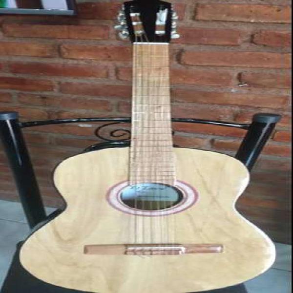 GUITARRA CRIOLLA PARA APRENDIZ NUEVA $ 2.800