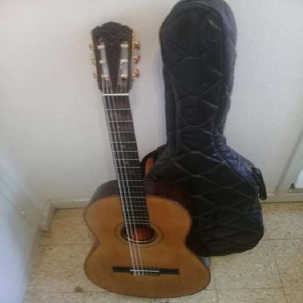 Guitarra Criolla de Concierto Casa Nuñez firmada