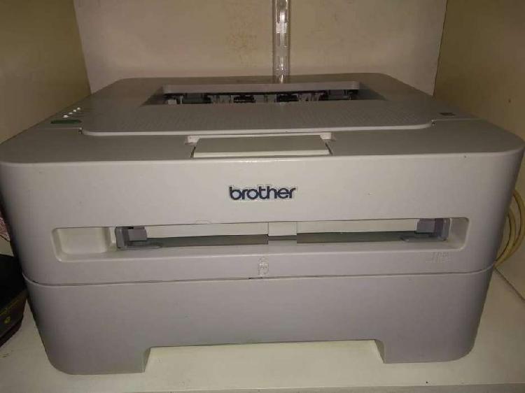 Impresora laser usada blanco y negro