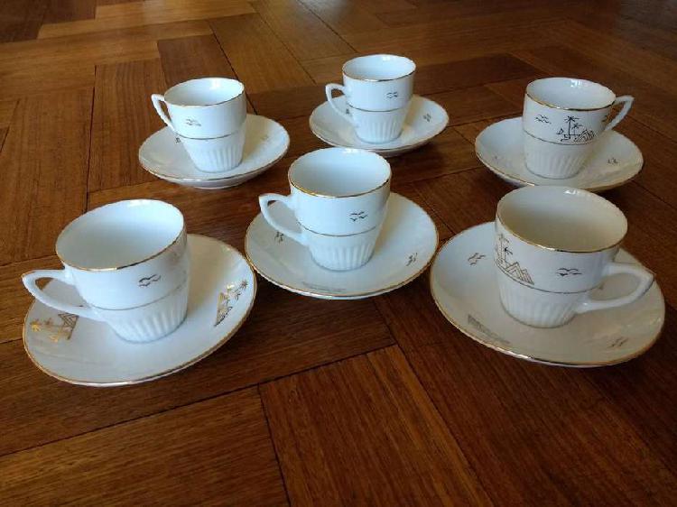 Jgo de Tazas con platos para Café en porcelana blanca